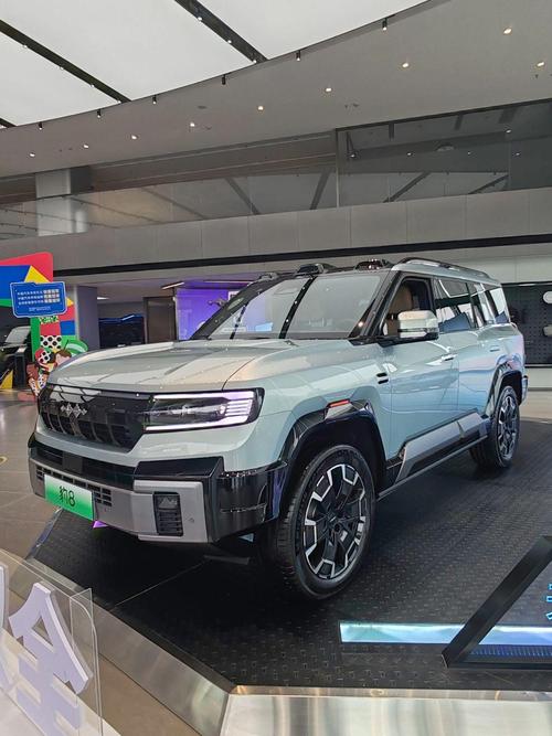 惠州惠东县盛富诺企业管理咨询比亚迪方程豹硬派越野的爆款，英菲尼迪35周年与你共成长